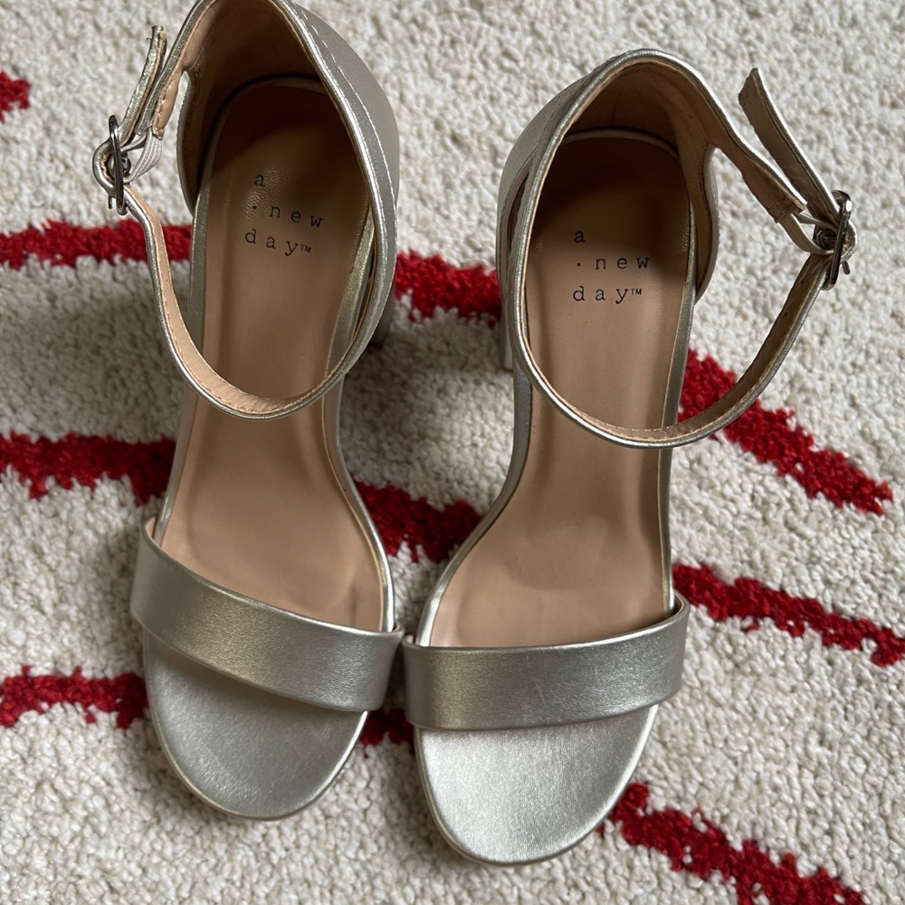 A New Day Ema Satin High Block Heel Pump Sandals size 5.5